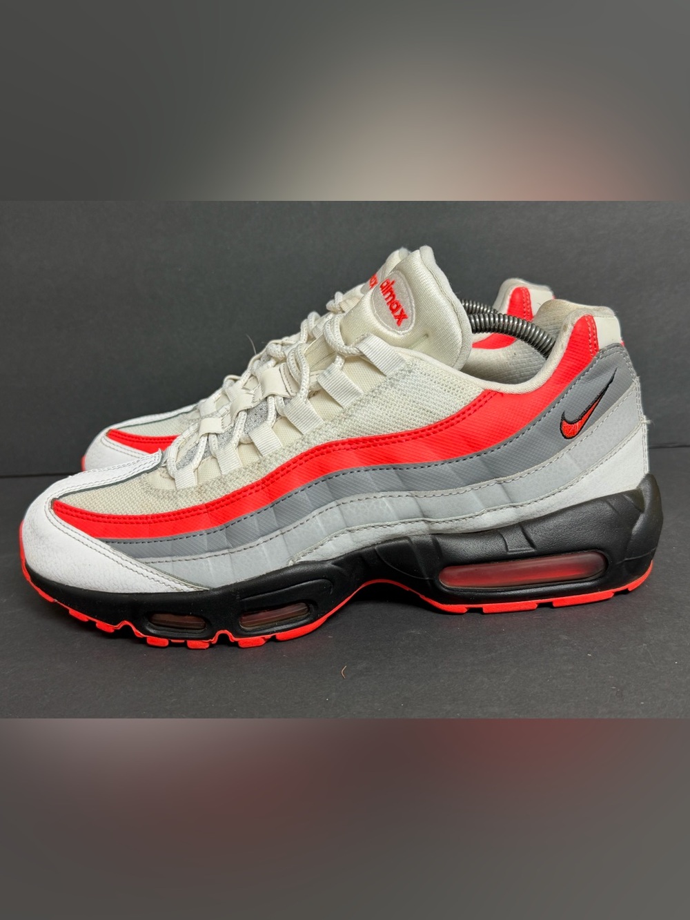 Nike Air Max 95 Solar Red 2018 OG Retro Men’s Size 10.5 White Grey 749766-112